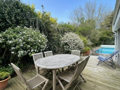 For sale Bordeaux 6 rooms 152 m2 Gironde (33200) photo 0