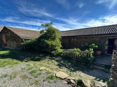 Acheter Maison 300 m2 Saint-andre-lachamp