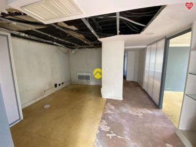 Acheter Local commercial Bourges 99675 euros