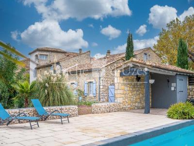 Acheter Prestige Uzes 782000 euros