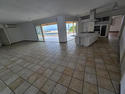 Annonce Location 6 pi�ces Maison Possession 974