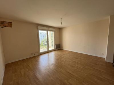 For rent Nantes 2 rooms 48 m2 Loire atlantique (44000) photo 2