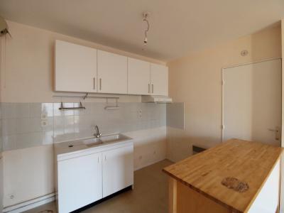 For rent Nantes 2 rooms 48 m2 Loire atlantique (44000) photo 3