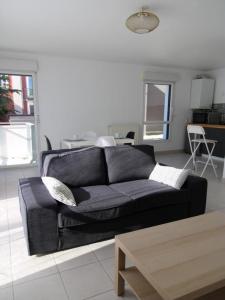 For rent Nantes 2 rooms 47 m2 Loire atlantique (44000) photo 2