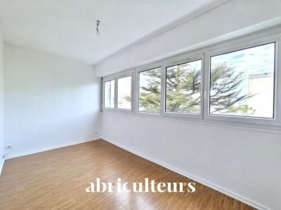 For sale Cognac 5 rooms 84 m2 Charente (16100) photo 4