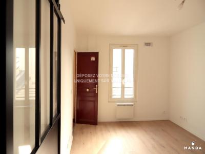 For rent Paris-18eme-arrondissement 1 room 16 m2 Paris (75018) photo 0