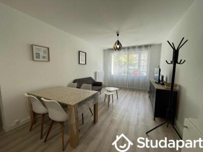 For rent Pessac 1 room 11 m2 Gironde (33600) photo 0