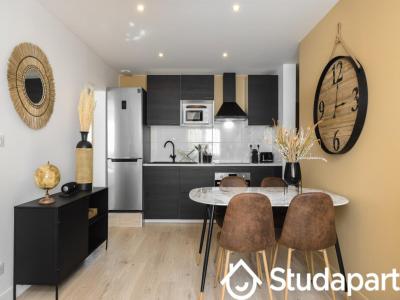 Louer Appartement 11 m2 Bordeaux