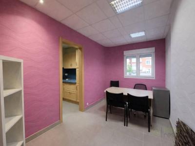 Acheter Bureau Maubeuge 76000 euros