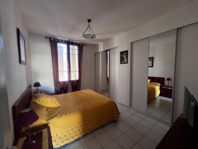For sale 4 rooms 115 m2 Gard (30800) photo 3