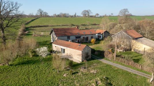For sale CAMPAGNE 10 rooms 262 m2 Creuse (23600) photo 0