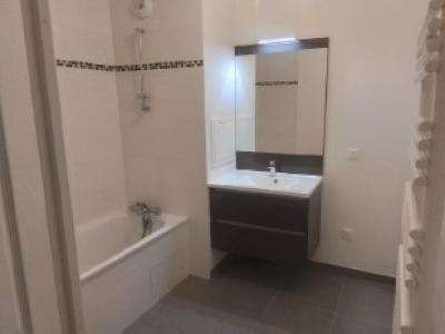 For rent Chatenay-malabry 3 rooms 69 m2 Hauts de Seine (92290) photo 1