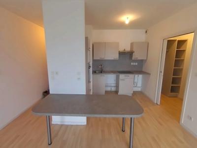 For rent Loos 2 rooms 49 m2 Nord (59120) photo 0