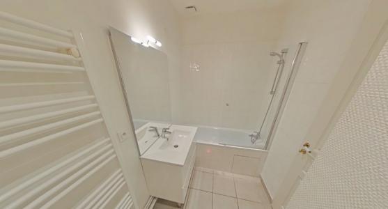 Louer Appartement Lyon-6eme-arrondissement 825 euros