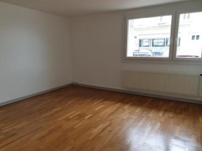For rent Creusot 3 rooms 62 m2 Saone et loire (71200) photo 2