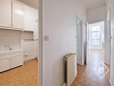 For sale Marseille-5eme-arrondissement 2 rooms 43 m2 Bouches du Rhone (13005) photo 3