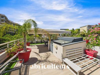 For sale Nice 3 rooms 79 m2 Alpes Maritimes (06000) photo 2
