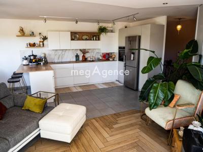 For sale Saint-priest 4 rooms 78 m2 Rhone (69800) photo 0