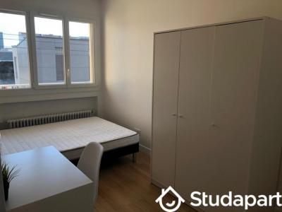 Louer Appartement 12 m2 Lyon-3eme-arrondissement
