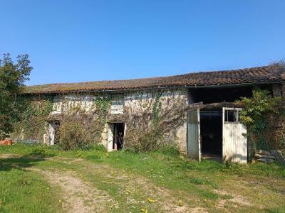 For sale RUFFEC 11 rooms 400 m2 Charente (16240) photo 3