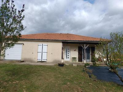 For sale 3 rooms 88 m2 Charente (16230) photo 0