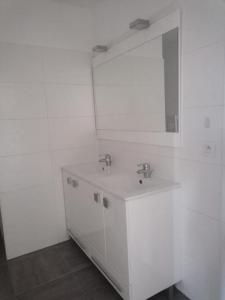 Annonce Location 3 pi�ces Appartement Motte 83