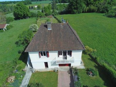 For sale Champagne-mouton 3 rooms 77 m2 Charente (16350) photo 2