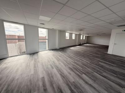 Louer Bureau 200 m2 Eysines