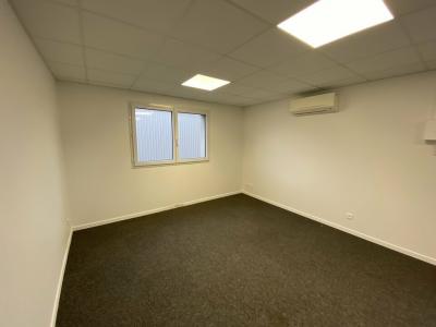 For rent Pompignac 34 m2 Gironde (33370) photo 4