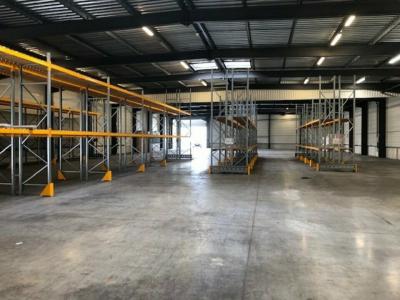 For rent Haillan 2000 m2 Gironde (33185) photo 3