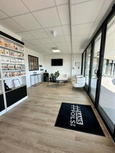 Annonce Vente Bureau Fargues-saint-hilaire 33
