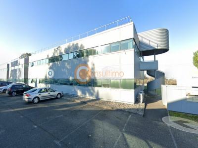 Louer Bureau 211 m2 Pessac