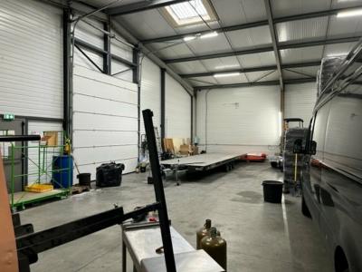 Annonce Location Commerce Saint-loubes 33