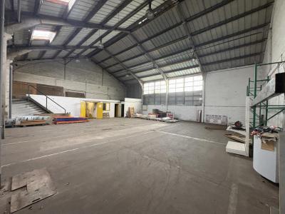 Louer Commerce 530 m2 Bailleul