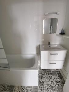 For rent Brest 1 room 18 m2 Finistere (29200) photo 3