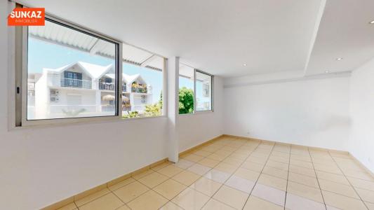 Louer Local commercial 75 m2 Saint-pierre