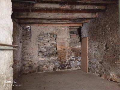 Louer Parking 40 m2 Saint-pons-de-thomieres