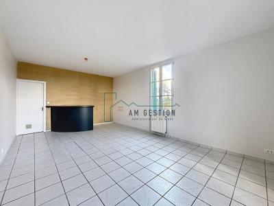For rent Magnac-bourg 2 rooms 90 m2 Haute vienne (87380) photo 1