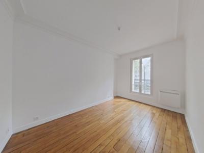 Louer Appartement Paris-12eme-arrondissement 1374 euros