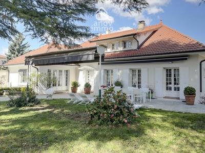 For sale Saint-pierre-de-chandieu 8 rooms 320 m2 Rhone (69780) photo 0