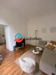 Louer Appartement Paris-18eme-arrondissement 1017 euros