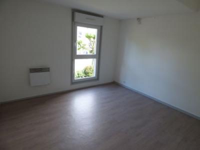 For rent Aubigny-sur-nere 3 rooms 64 m2 Cher (18700) photo 4