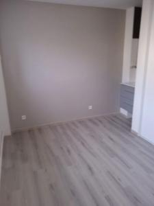 Louer Appartement 13 m2 Saint-nom-la-breteche