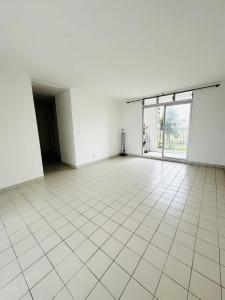 Louer Appartement Lamentin 1300 euros