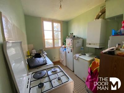 For sale Saint-florent-sur-cher 6 rooms 50 m2 Cher (18400) photo 3