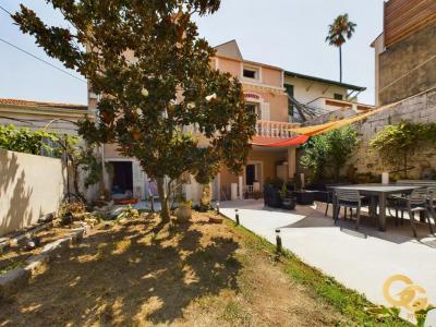 For sale Cannes 7 rooms 177 m2 Alpes Maritimes (06400) photo 0