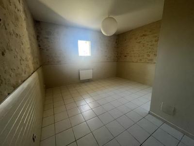 Louer Appartement Branne Gironde