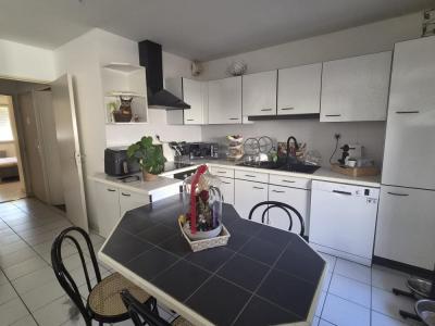 For rent Villeurbanne 4 rooms 84 m2 Rhone (69100) photo 0