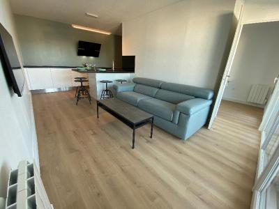 For rent Bordeaux 1 room 68 m2 Gironde (33000) photo 1