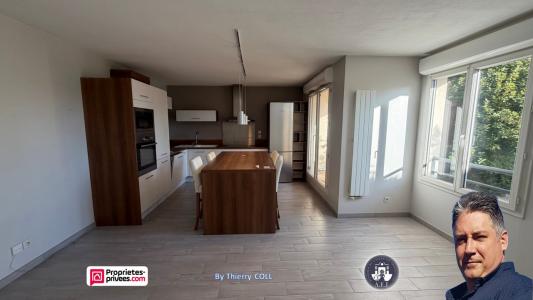 For sale Saint-priest 3 rooms 55 m2 Rhone (69800) photo 2